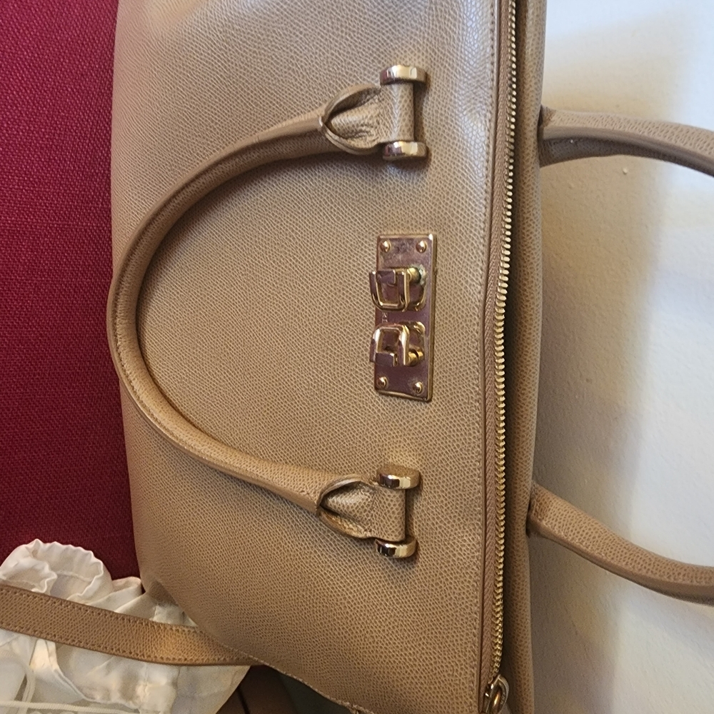 Handbag